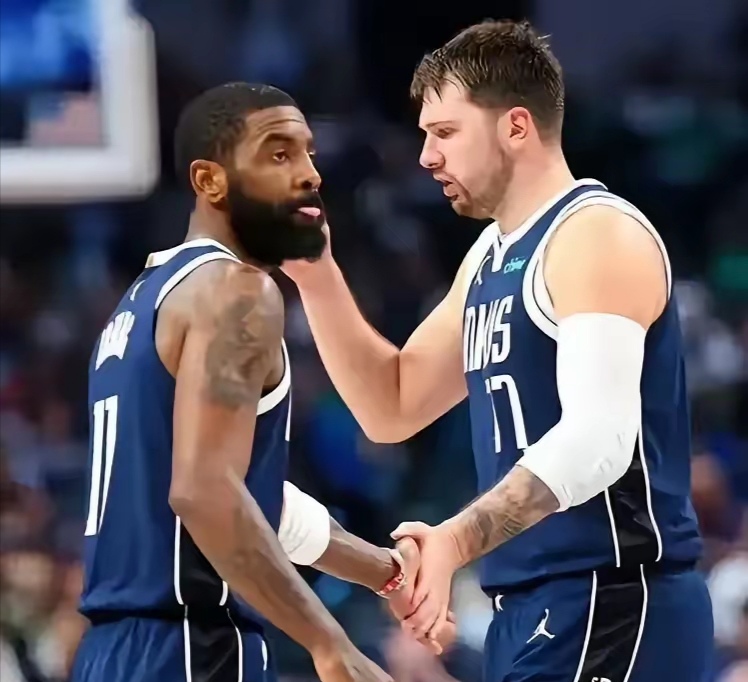 包含国王力克76人,欧文统治全场的词条 包含国王力克76人,欧文统治全场的词条