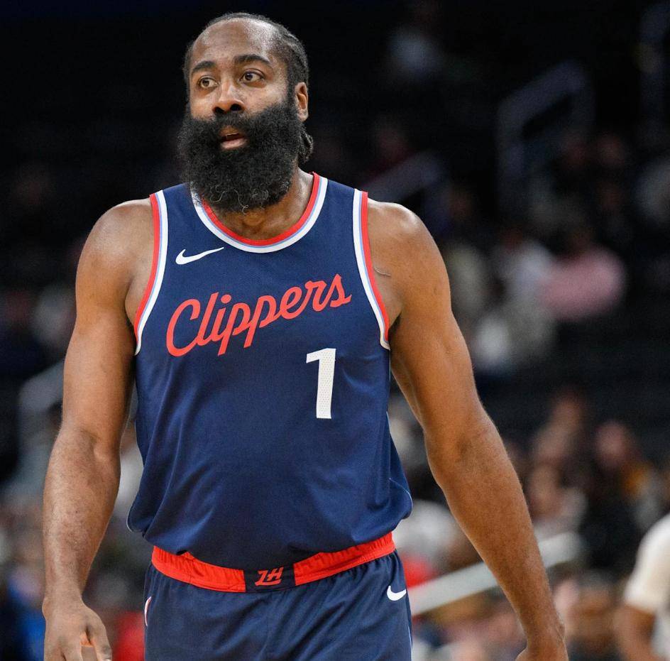 包含爵士力克新疆队，哈登扛起全队的词条