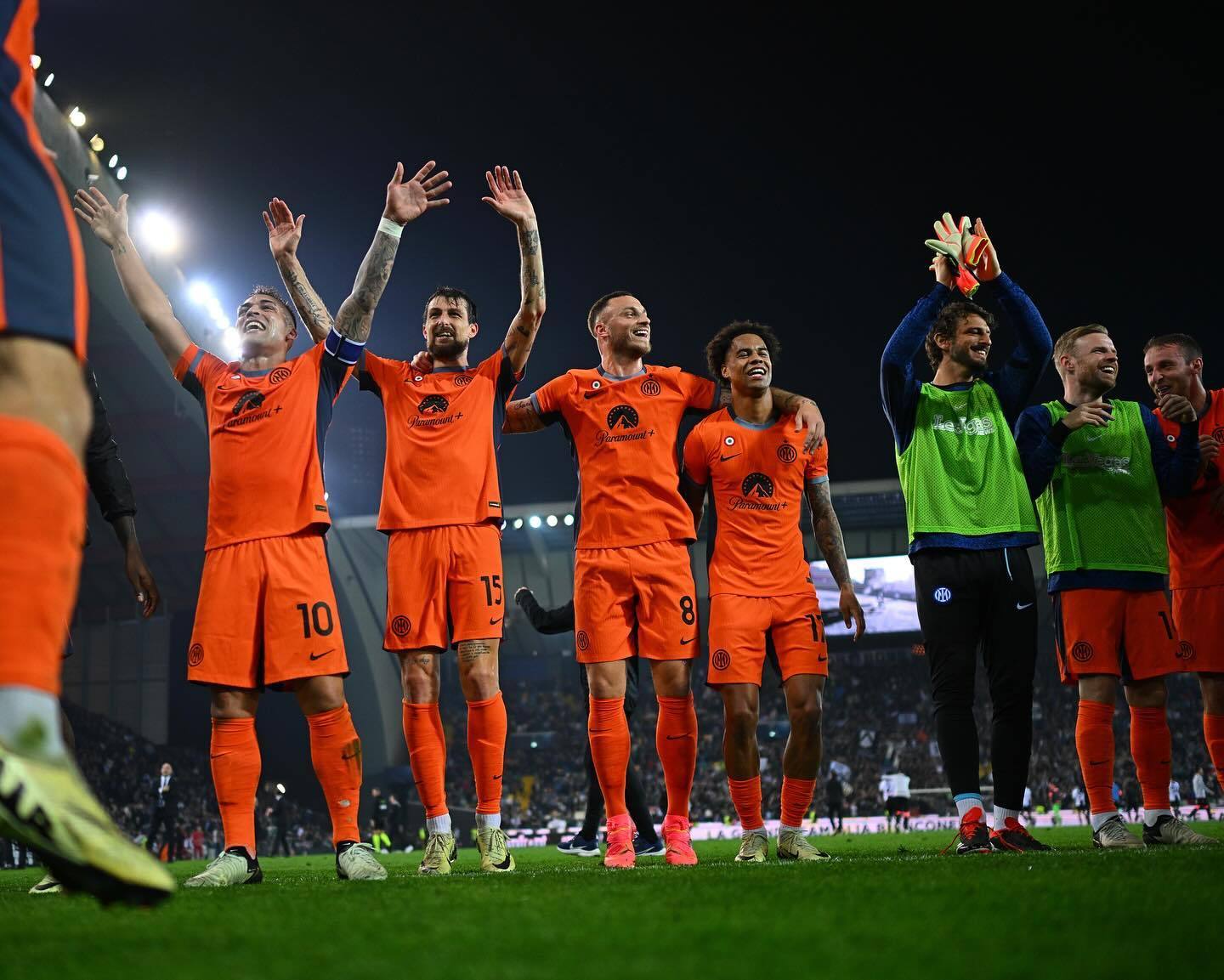 意甲强队表现出色，球迷欢呼雀跃的简单介绍