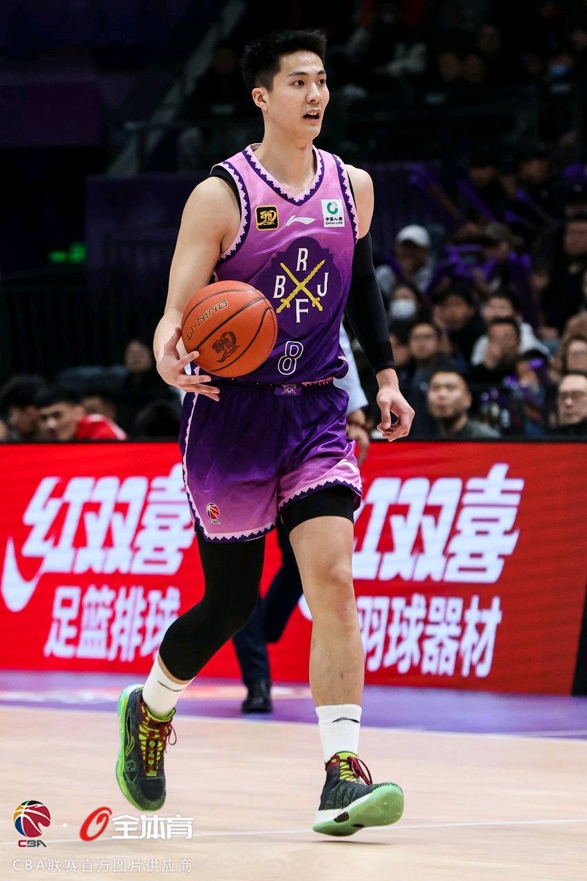 包含北控男篮三分线火力全开，让对手不知所措的词条