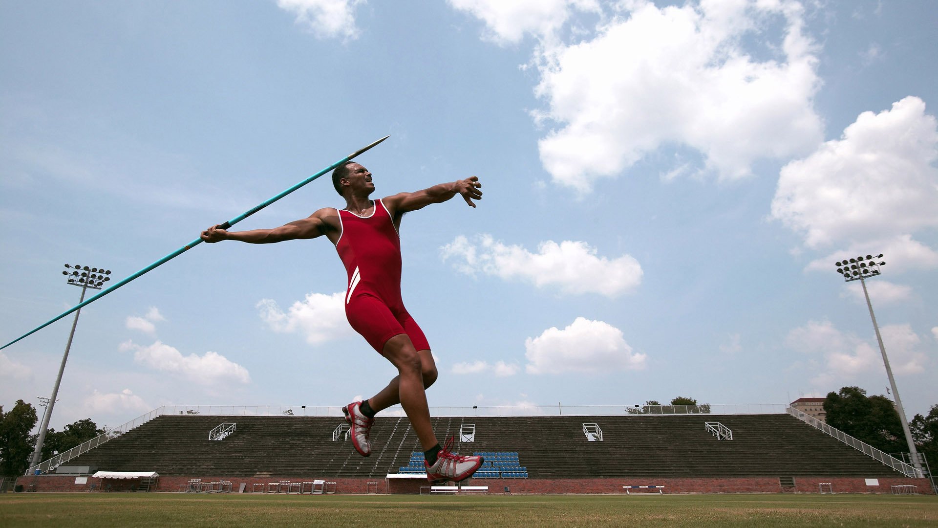 从北非沙漠到巴斯克海岸,贝林厄姆如何导演毕尔巴鄂的逆转史诗