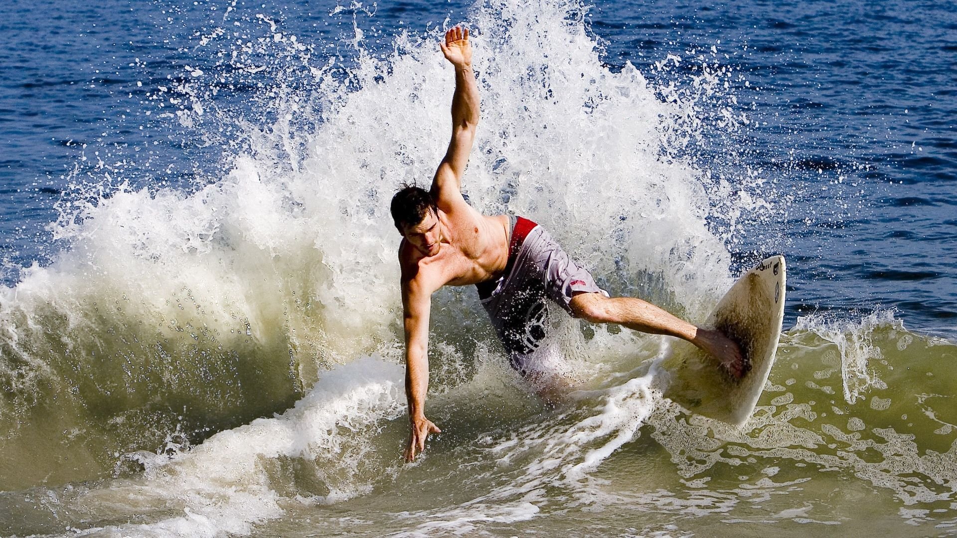 从迈阿密到世界舞台，当热火式防守遇上武切维奇的接管时刻